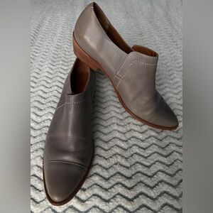 Anthropologie Bernardo Gray Leather Ankle Pull On Booties Sz 10M